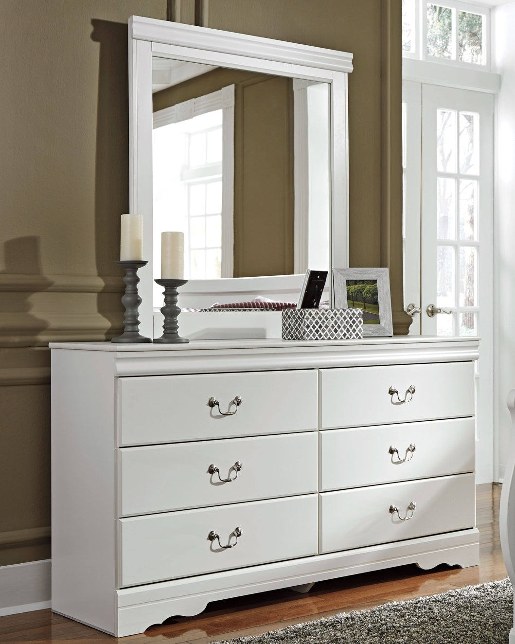 Anarasia Queen Sleigh Bed with Mirrored Dresser and Nightstand Rent Wise Rent To Own Jacksonville, Florida