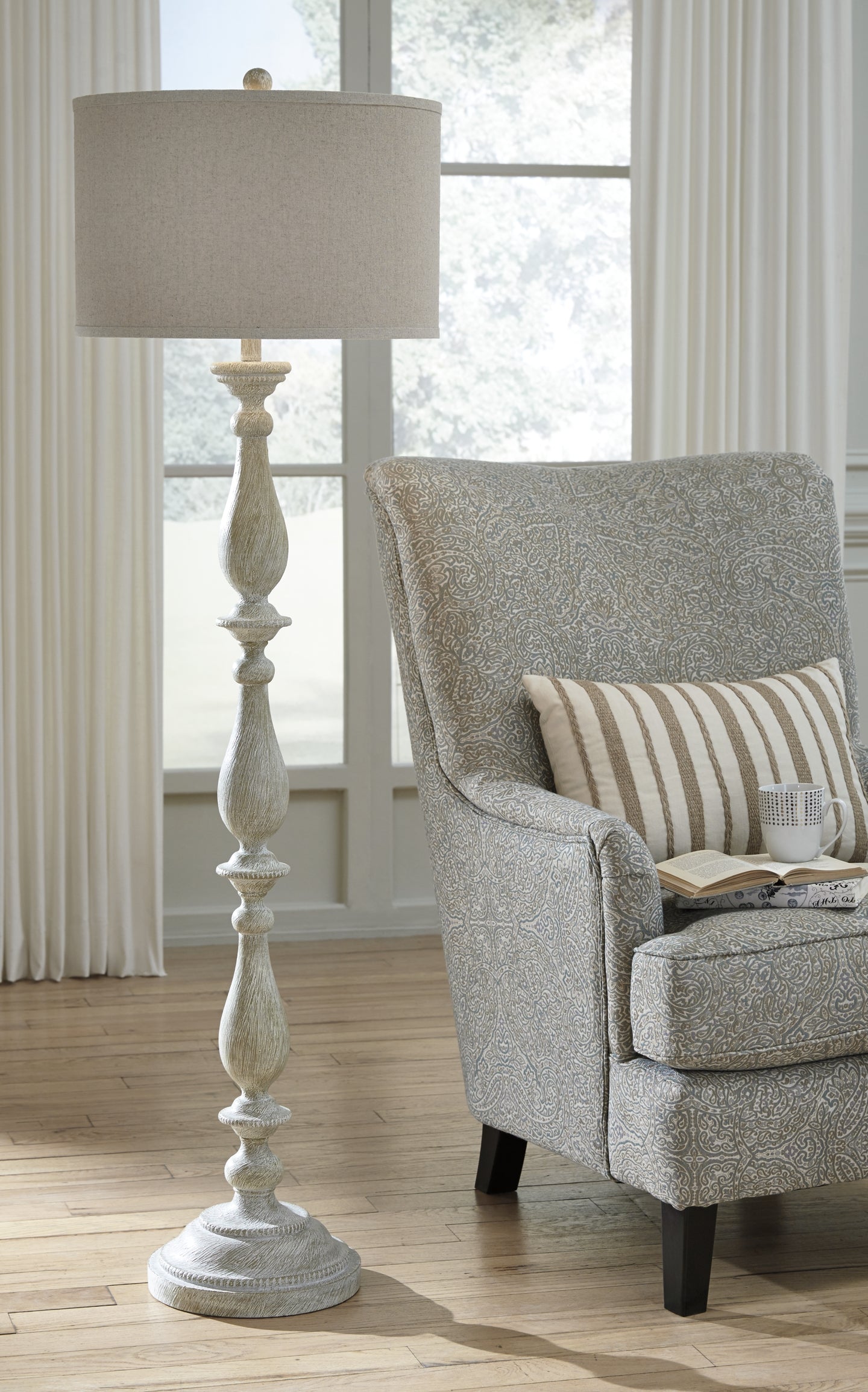 Bernadate Poly Floor Lamp (1/CN) Rent Wise Rent To Own Jacksonville, Florida