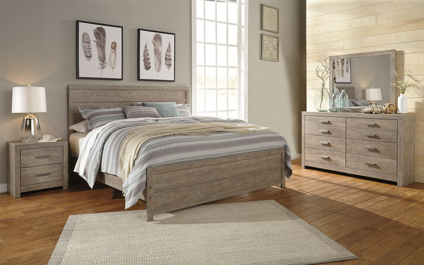 Culverbach King Panel Bed with Mirrored Dresser Rent Wise Rent To Own Jacksonville, Florida