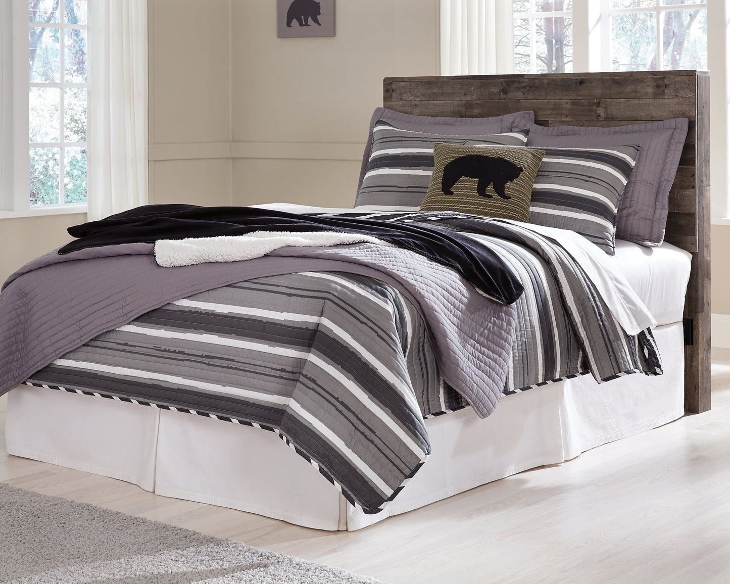 Derekson Full Panel Headboard with Mirrored Dresser and 2 Nightstands Rent Wise Rent To Own Jacksonville, Florida