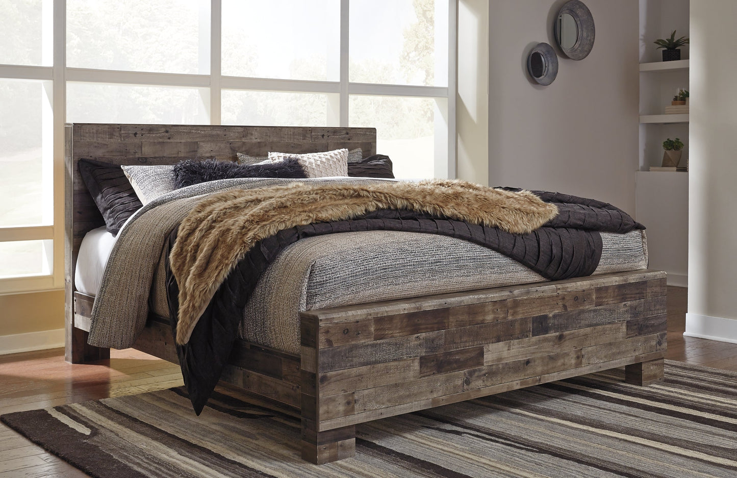 Derekson King Panel Bed with Mirrored Dresser, Chest and 2 Nightstands Rent Wise Rent To Own Jacksonville, Florida