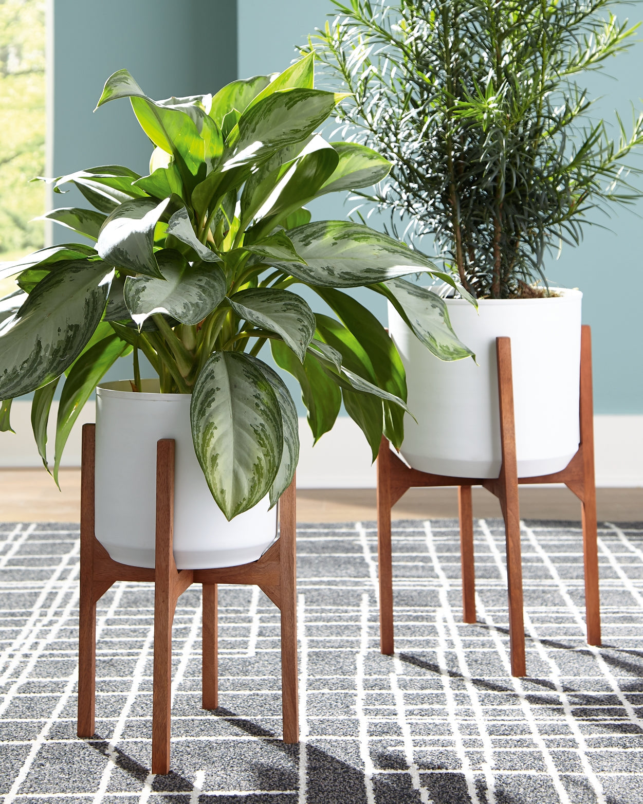 Dorcey Planter Set (2/CN) Rent Wise Rent To Own Jacksonville, Florida