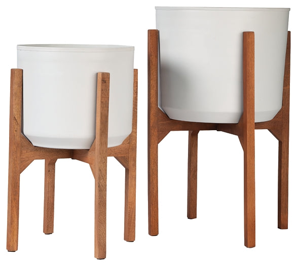 Dorcey Planter Set (2/CN) Rent Wise Rent To Own Jacksonville, Florida