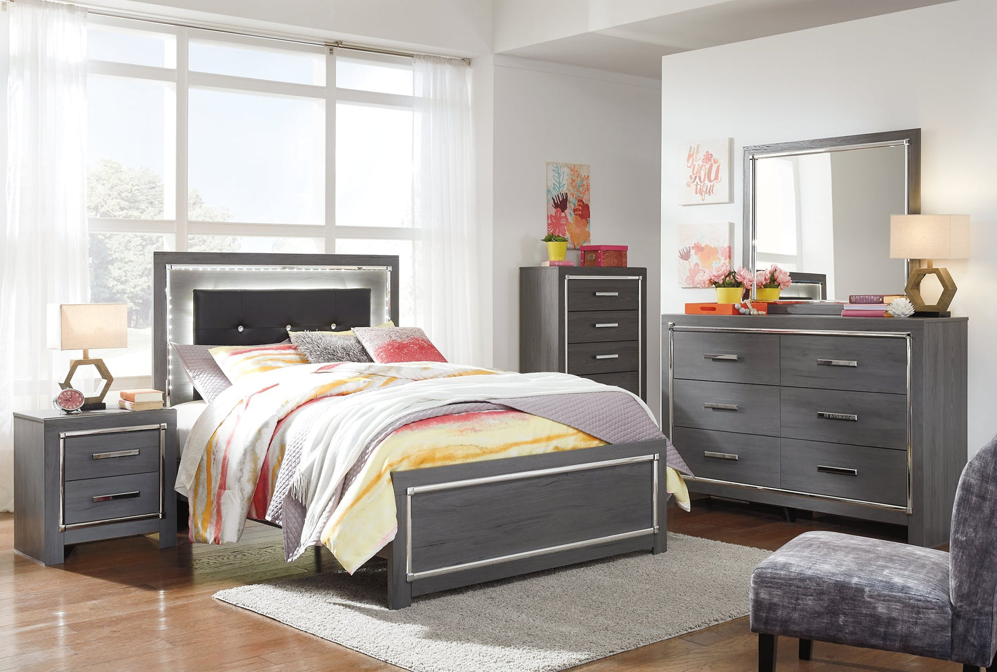 Lodanna Full Panel Bed with Mirrored Dresser, Chest and 2 Nightstands Rent Wise Rent To Own Jacksonville, Florida