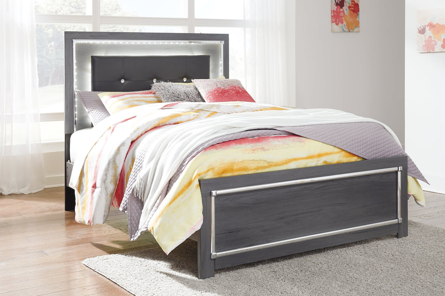 Lodanna Full Panel Bed with Mirrored Dresser and Chest Rent Wise Rent To Own Jacksonville, Florida