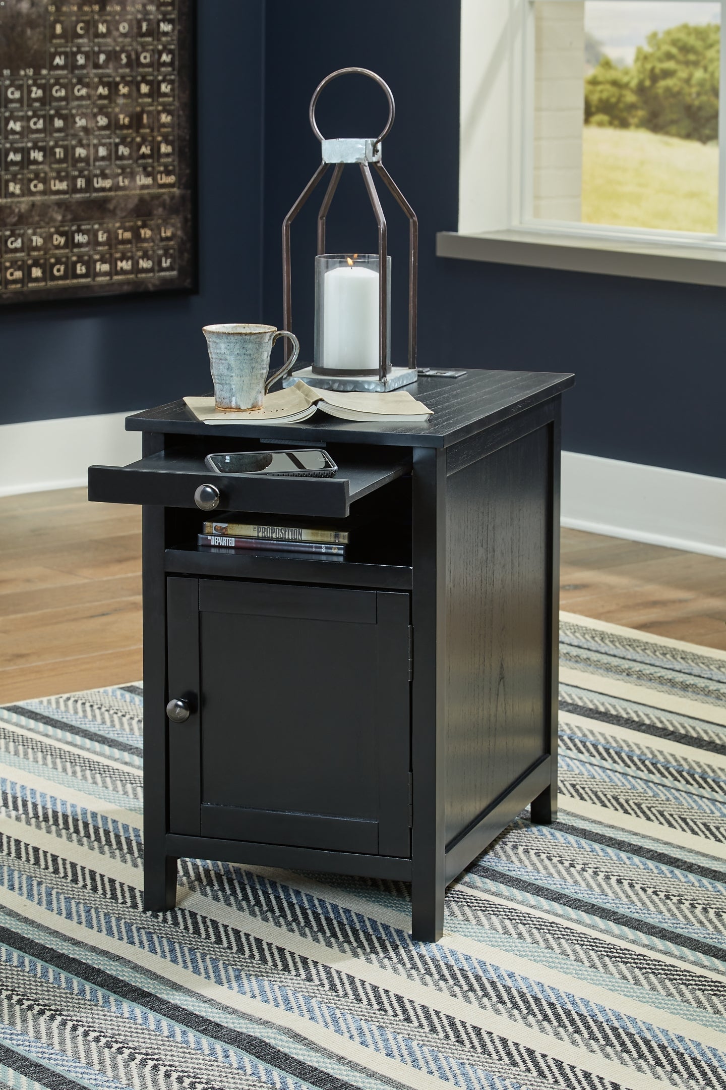 Treytown Chair Side End Table Rent Wise Rent To Own Jacksonville, Florida