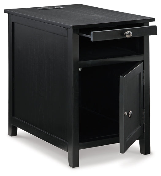 Treytown Chair Side End Table Rent Wise Rent To Own Jacksonville, Florida