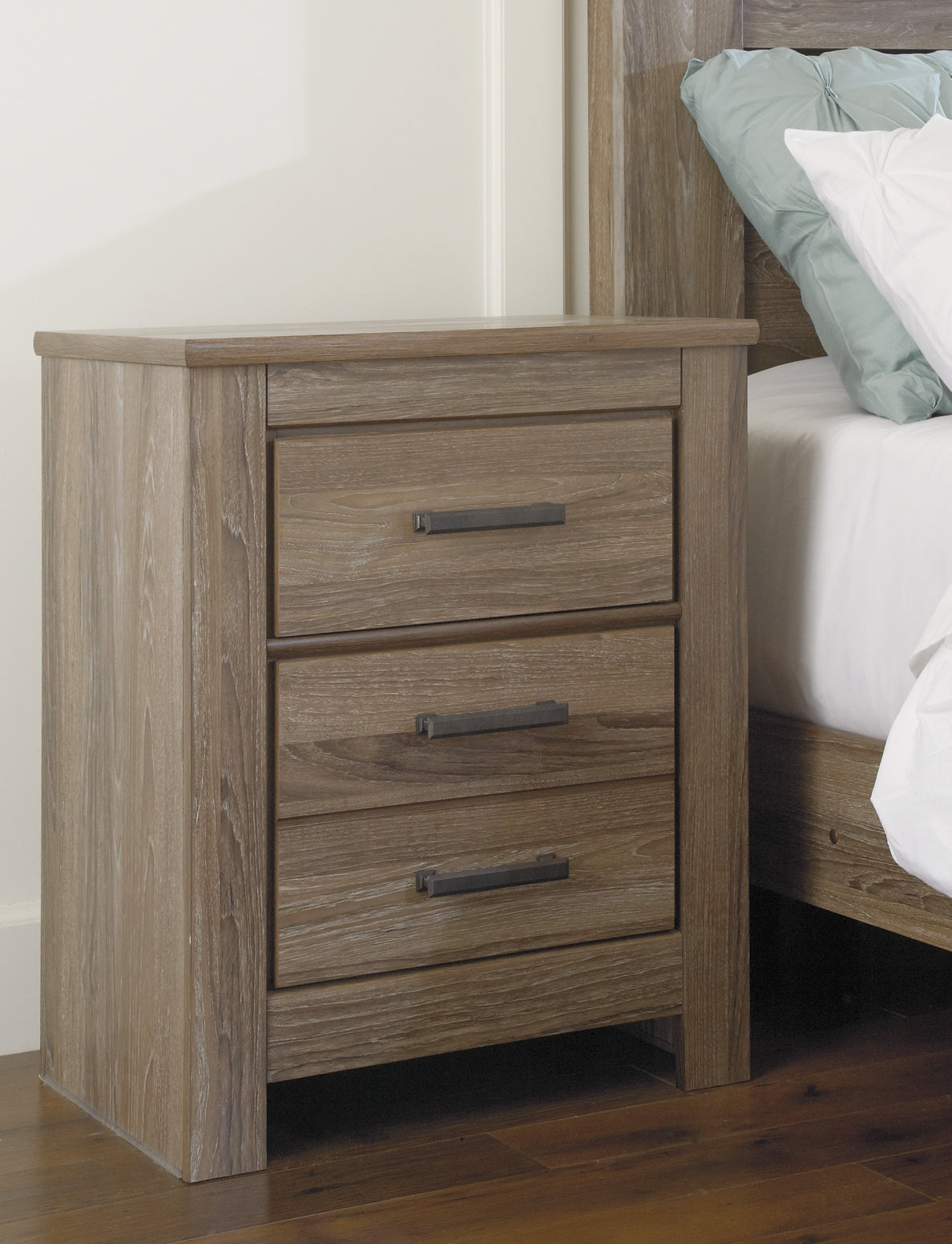 Zelen Full Panel Headboard with Mirrored Dresser, Chest and 2 Nightstands Rent Wise Rent To Own Jacksonville, Florida