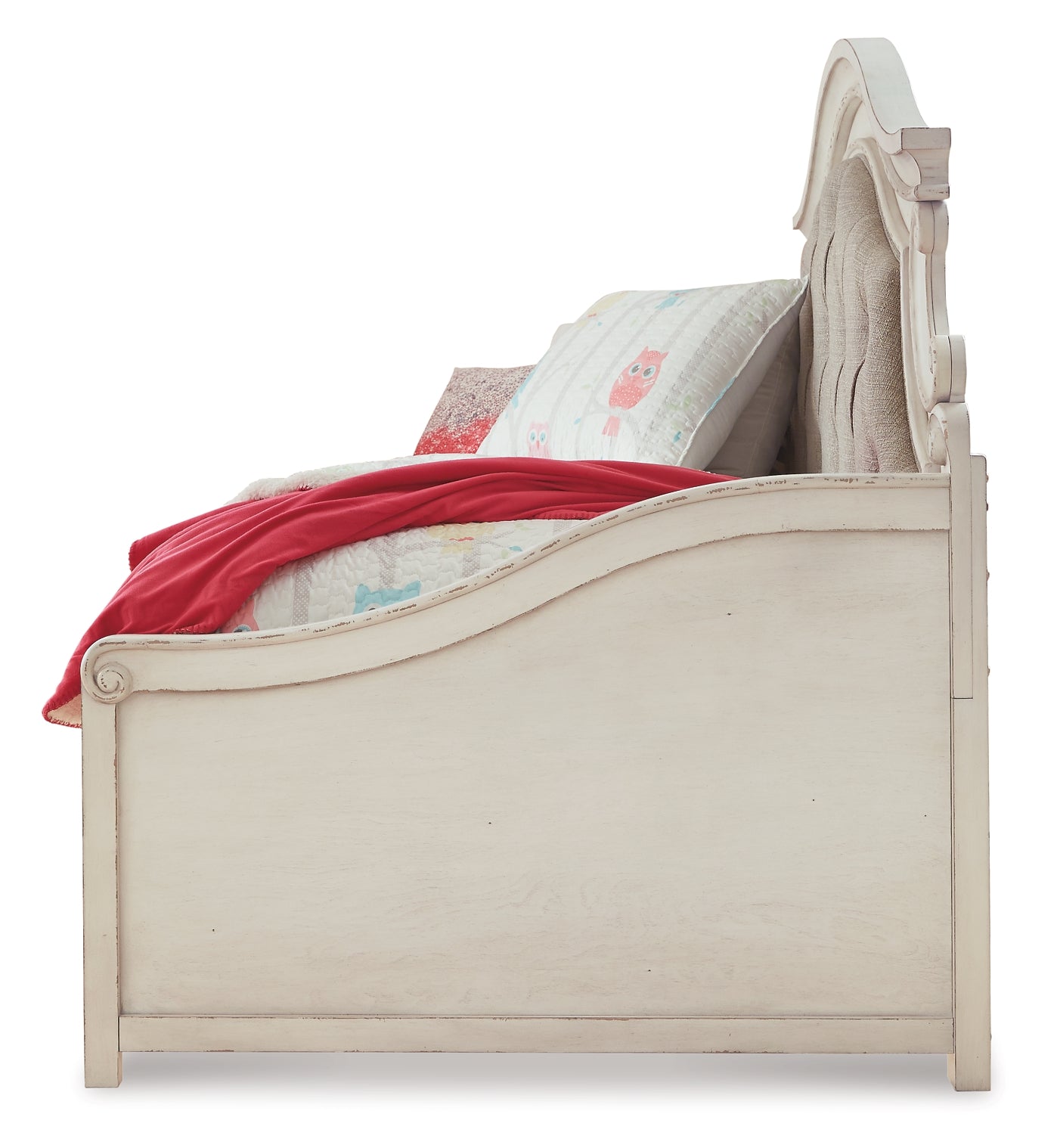 Realyn Day Bed