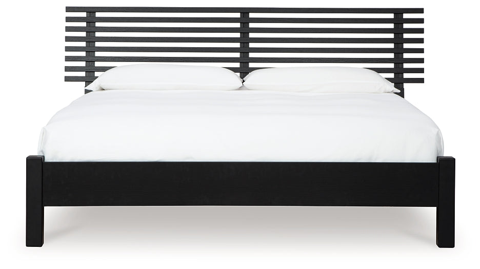 Danziar Panel Bed With Mirrored Dresser, Chest And 2 Nightstands
