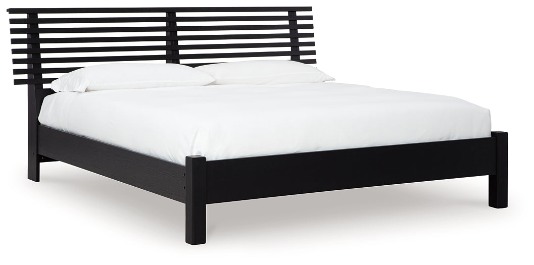 Danziar Panel Bed With Mirrored Dresser, Chest And 2 Nightstands
