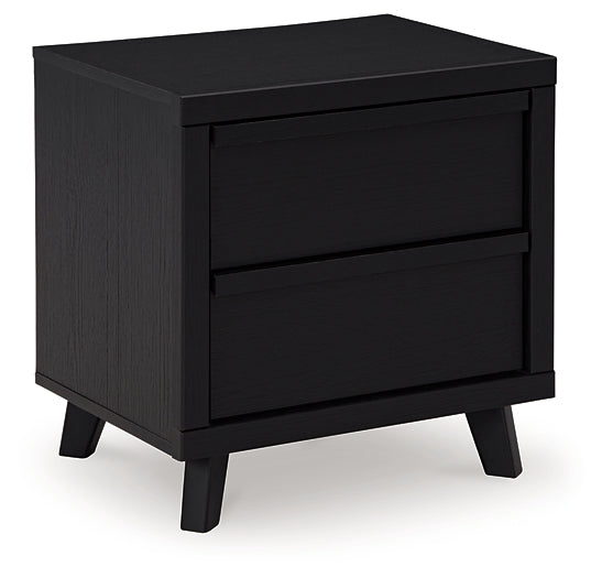 Danziar Panel Bed With Mirrored Dresser And Nightstand