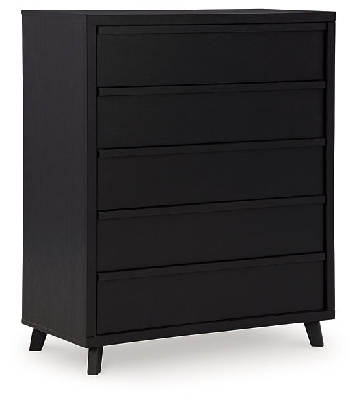 Danziar Panel Bed With Mirrored Dresser, Chest And 2 Nightstands