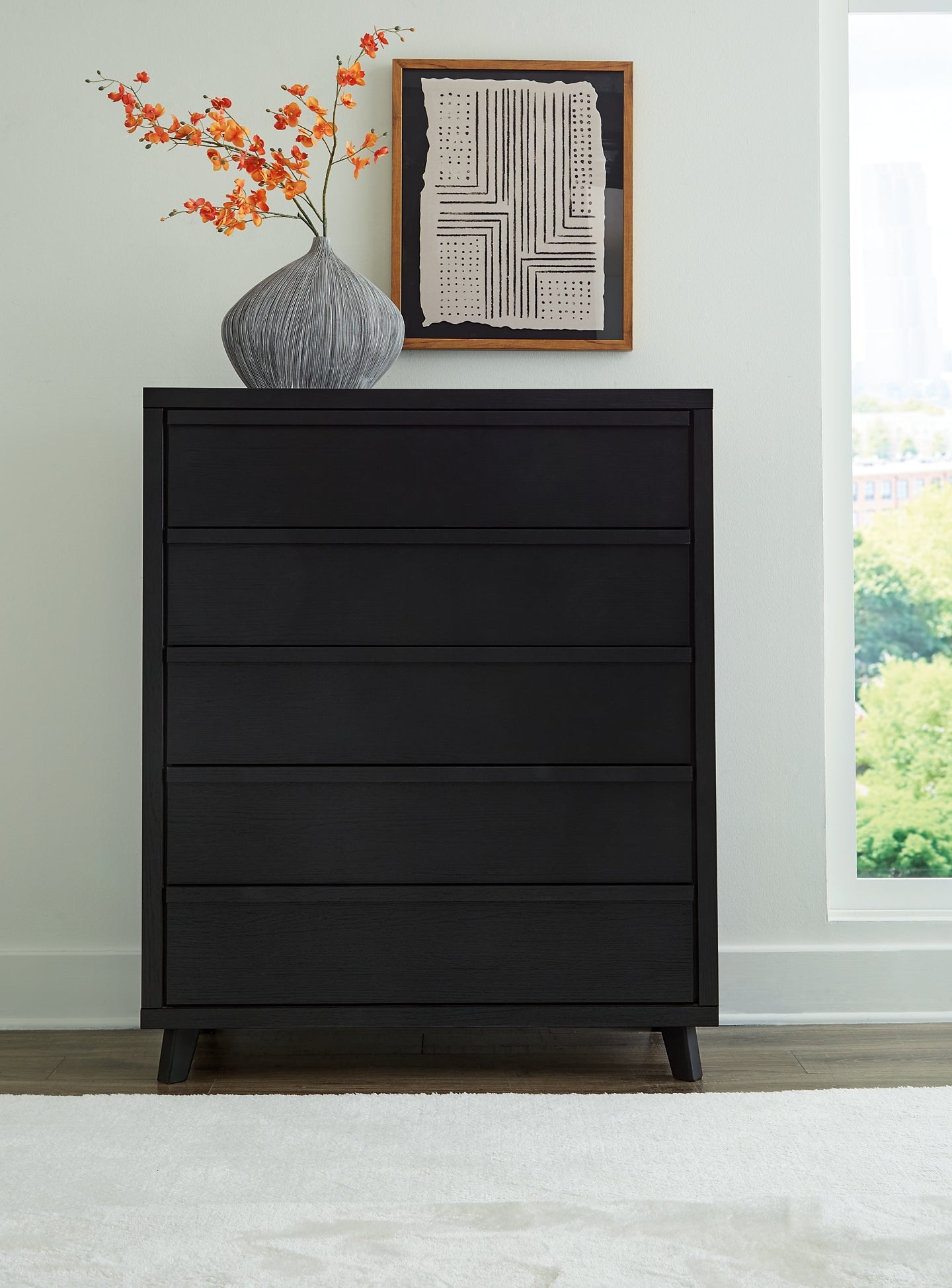Danziar Panel Bed With Mirrored Dresser, Chest And 2 Nightstands