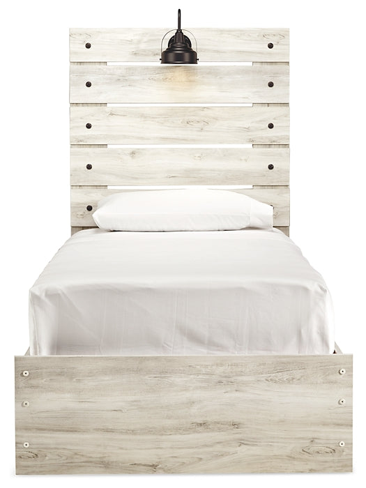 Cambeck Panel Bed With Mirrored Dresser And Nightstand
