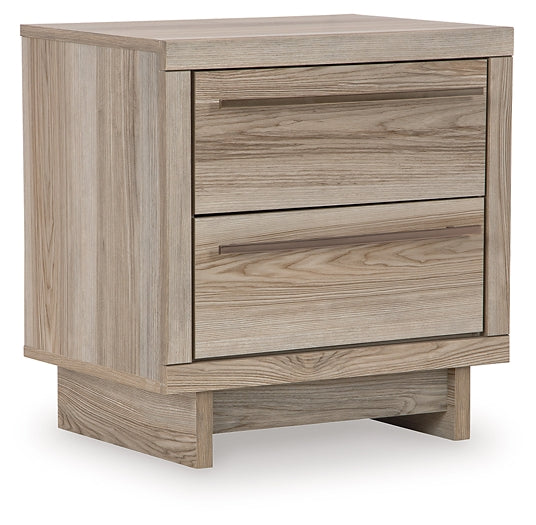 Hasbrick Panel Bed With Mirrored Dresser, Chest And Nightstand