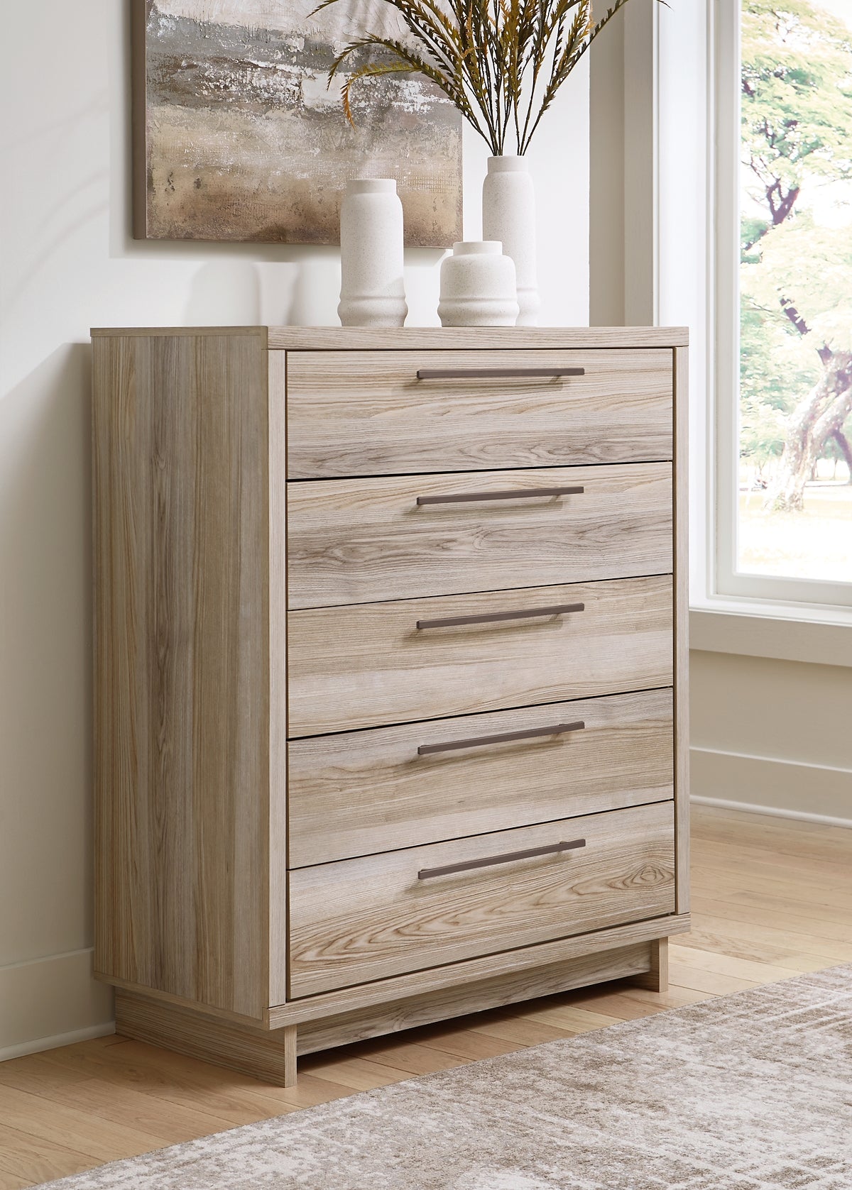 Hasbrick Panel Bed With Mirrored Dresser, Chest And Nightstand