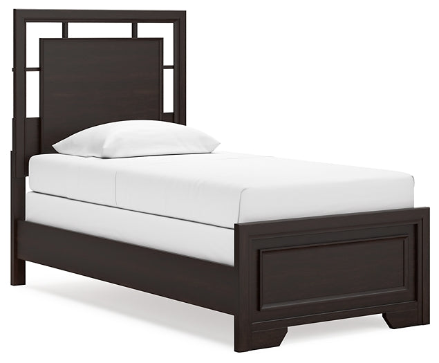 Covetown Panel Bed With Mirrored Dresser, Chest And 2 Nightstands