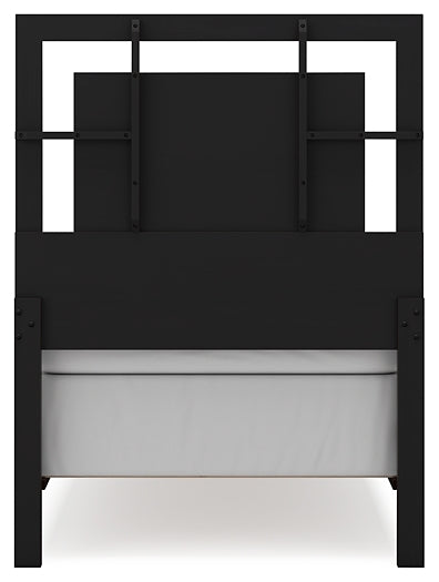 Covetown Panel Bed With Mirrored Dresser, Chest And 2 Nightstands