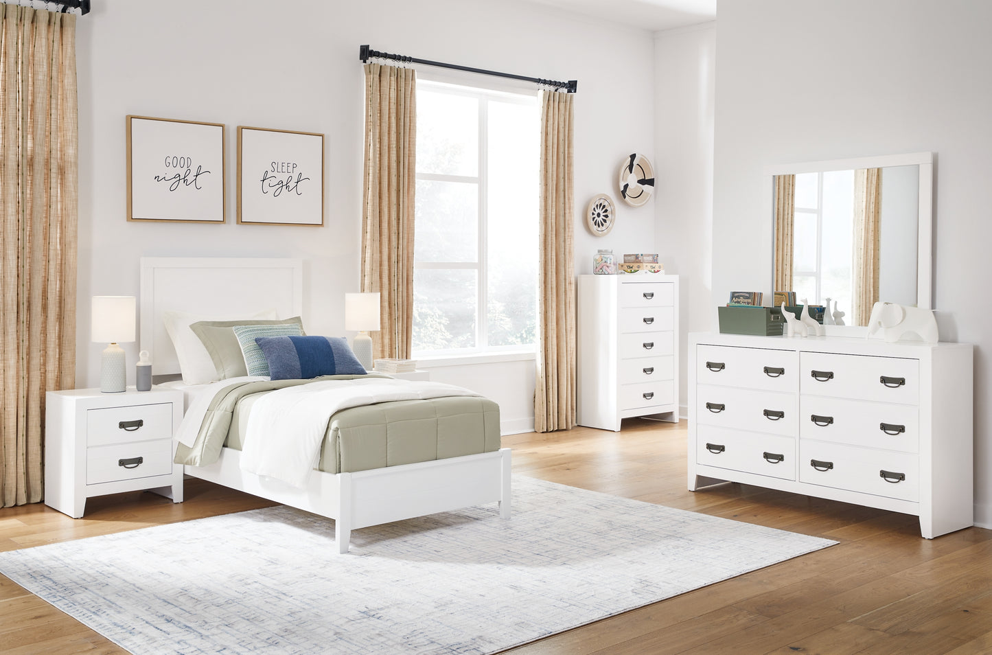 Binterglen Panel Bed With Mirrored Dresser, Chest And 2 Nightstands