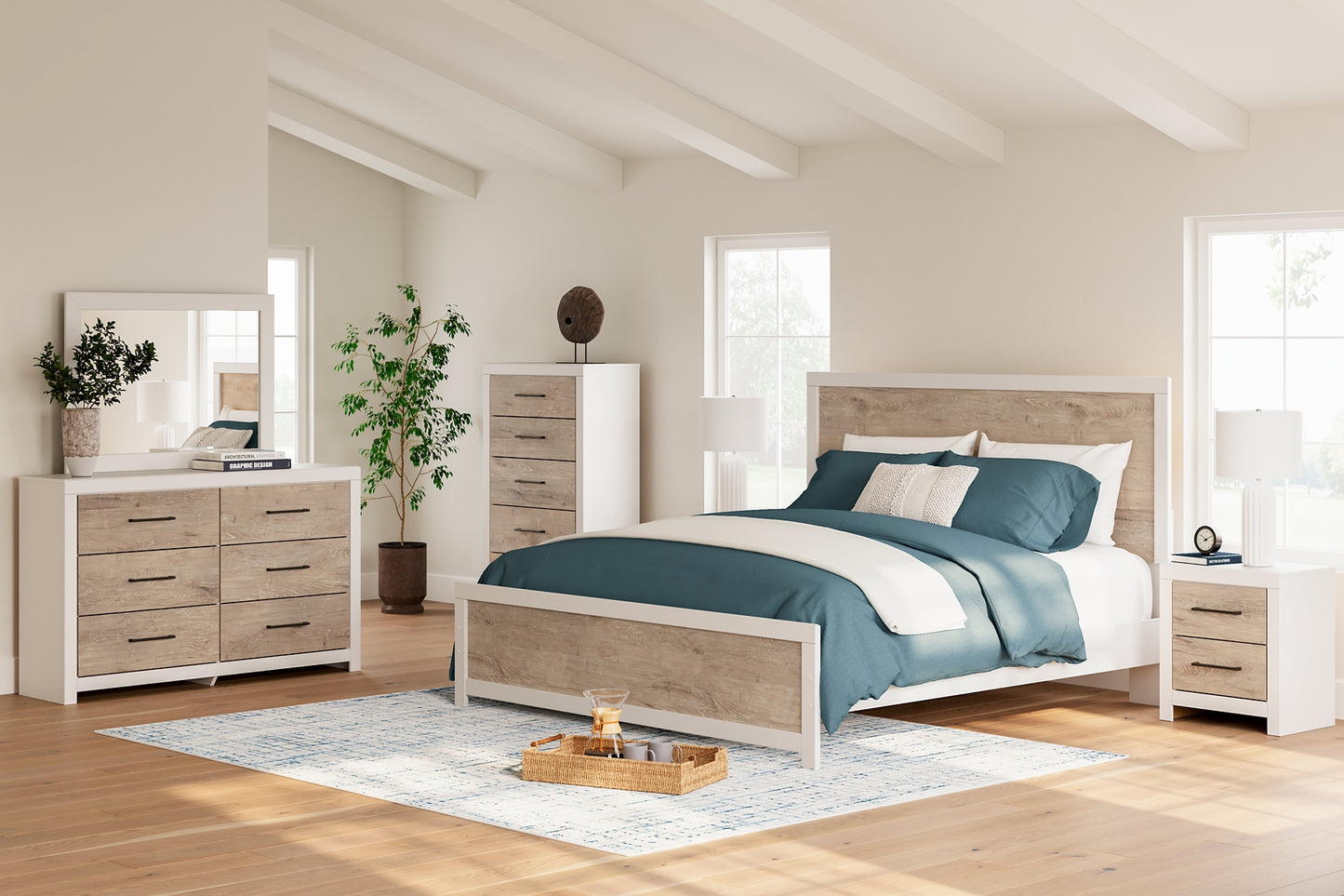 Charbitt Panel Bed With Mirrored Dresser, Chest And 2 Nightstands