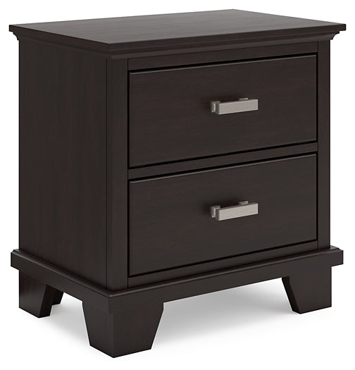Covetown Panel Bed With Mirrored Dresser And Nightstand