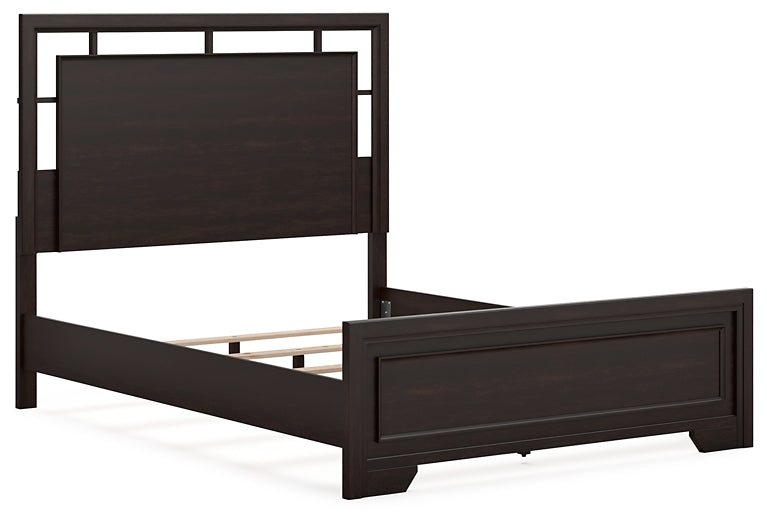 Covetown Panel Bed With Mirrored Dresser And Nightstand
