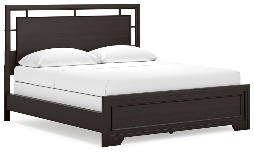 Covetown California Panel Bed With Mirrored Dresser