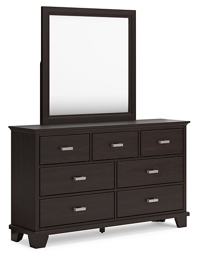 Covetown Panel Bed With Mirrored Dresser