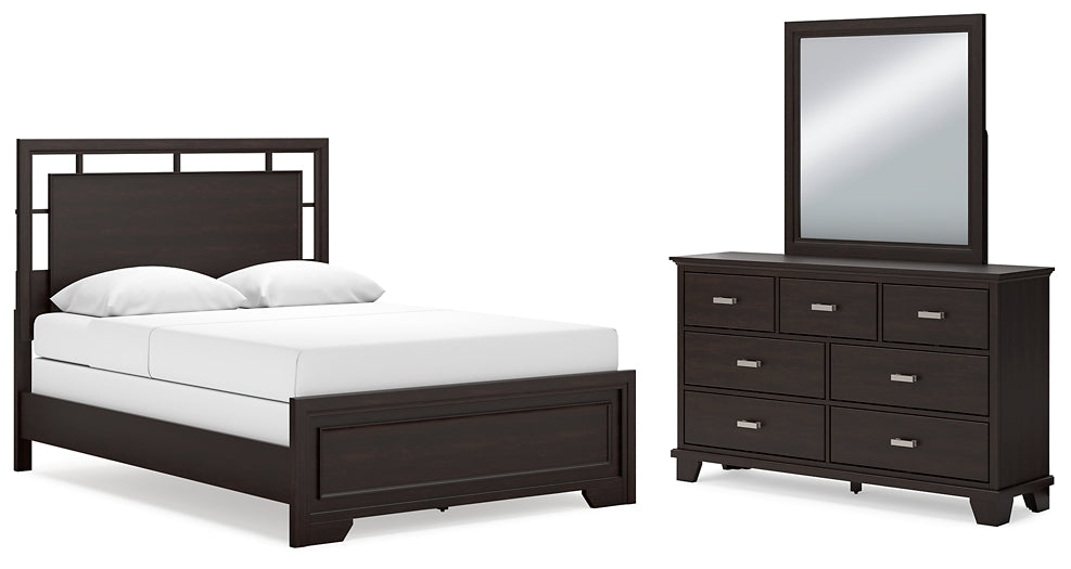 Covetown Panel Bed With Mirrored Dresser