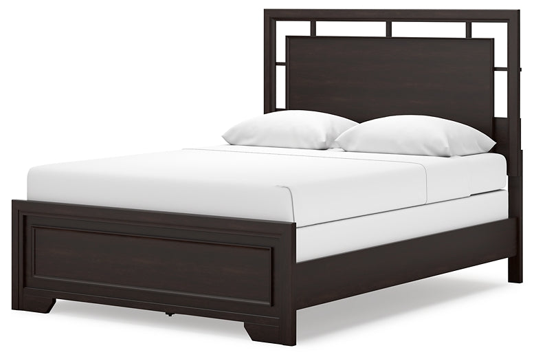 Covetown Panel Bed With Mirrored Dresser