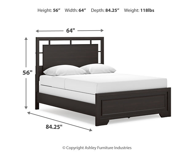 Covetown Panel Bed With Mirrored Dresser