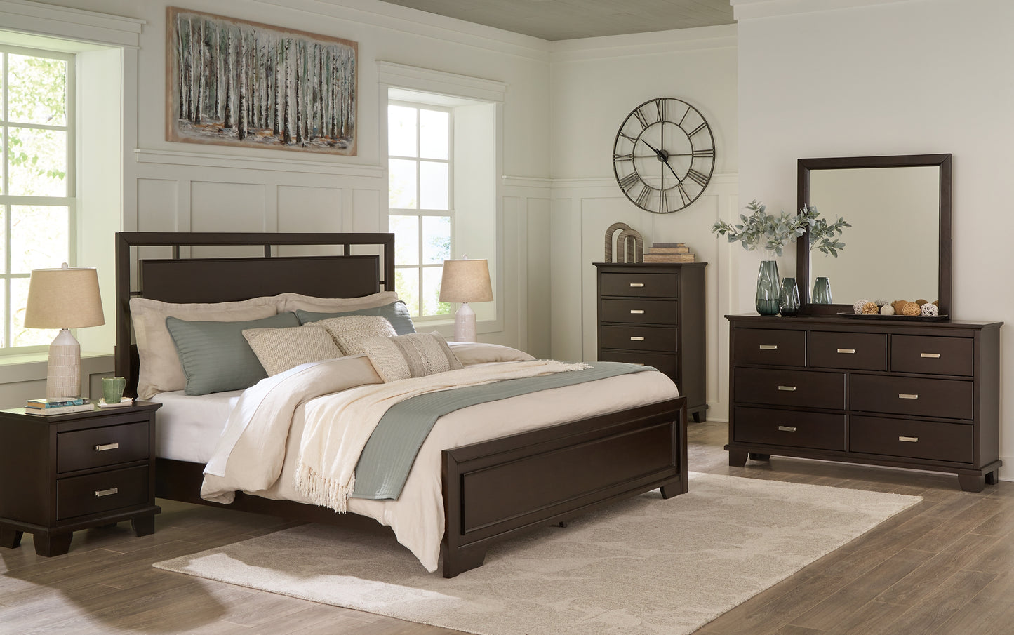 Covetown Panel Bed With Mirrored Dresser, Chest And 2 Nightstands
