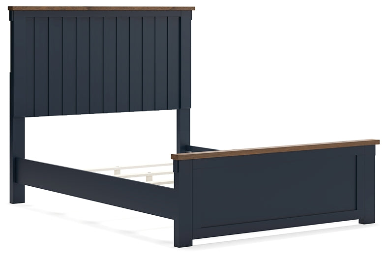 Landocken Panel Bed With Mirrored Dresser And 2 Nightstands