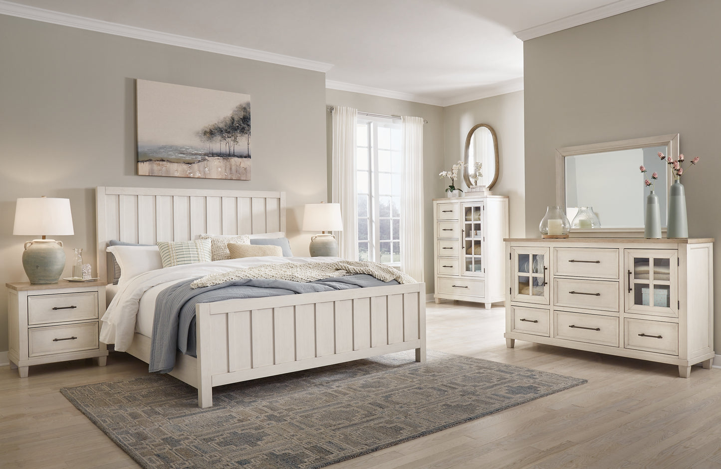 Shaybrock Panel Bed With Mirrored Dresser