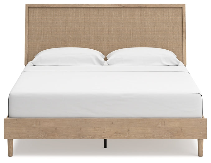Cielden Panel Bed With Mirrored Dresser