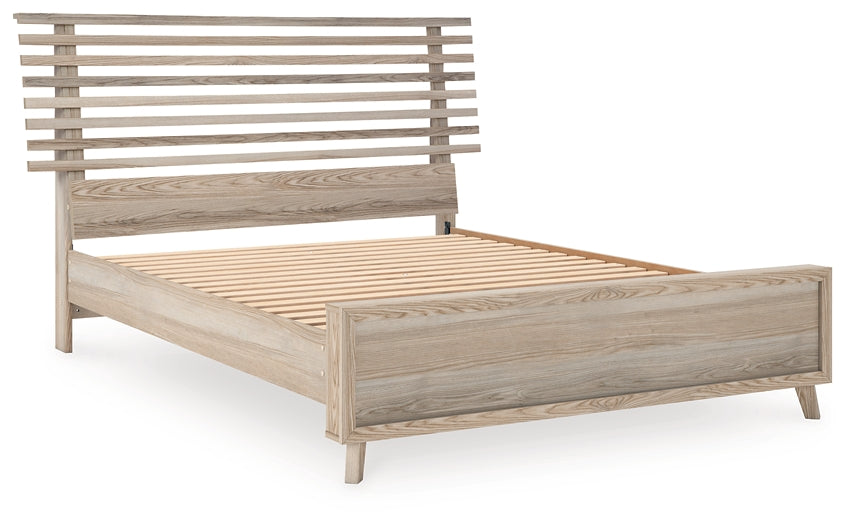 Hasbrick Panel Bed With Mirrored Dresser