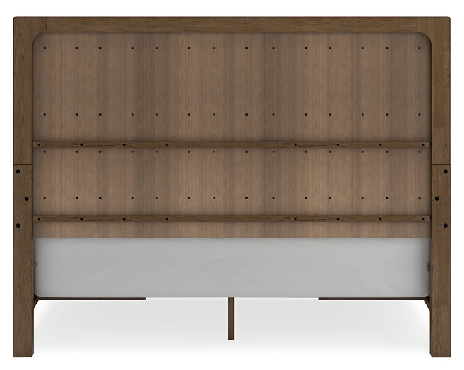Cabalynn California Panel Bed With Storage With Mirrored Dresser