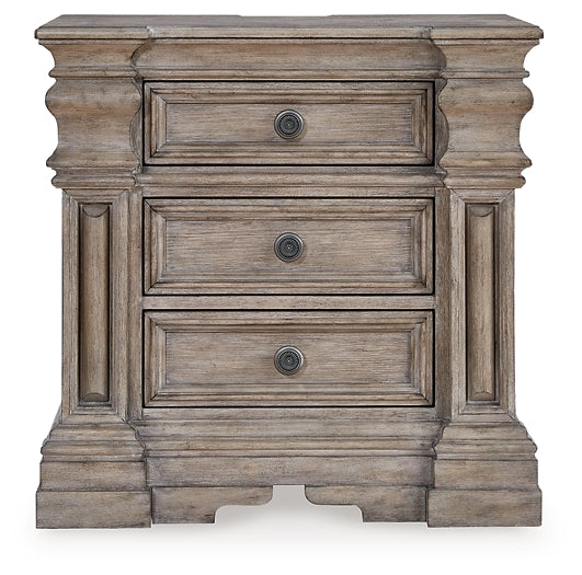 Blairhurst Panel Bed With Mirrored Dresser, Chest And 2 Nightstands