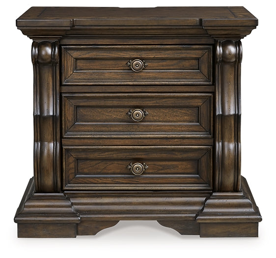 Maylee Upholstered Bed With Mirrored Dresser And Nightstand