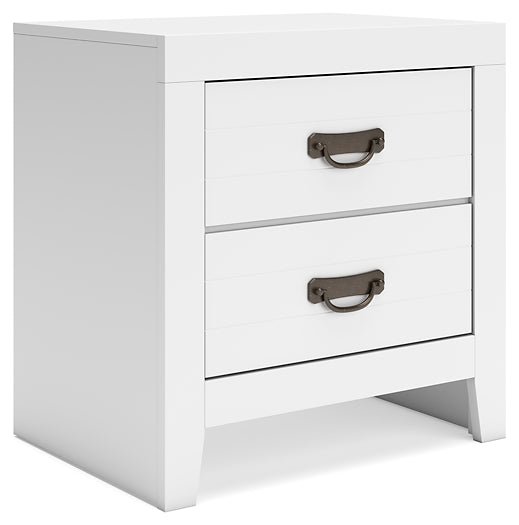 Binterglen Panel Bed With Mirrored Dresser, Chest And Nightstand
