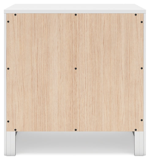 Binterglen Panel Bed With Mirrored Dresser, Chest And Nightstand