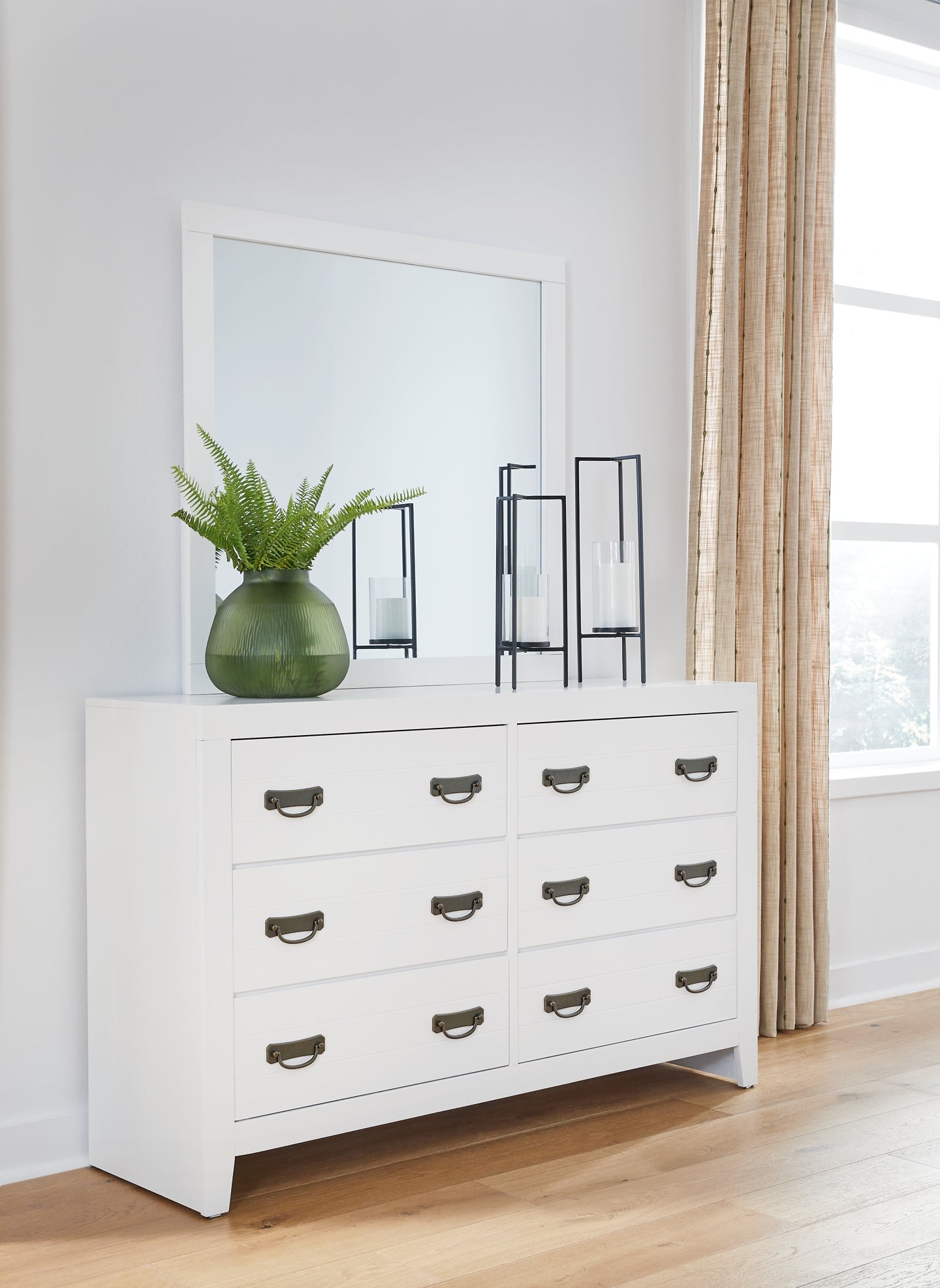 Binterglen Panel Bed With Mirrored Dresser And Chest