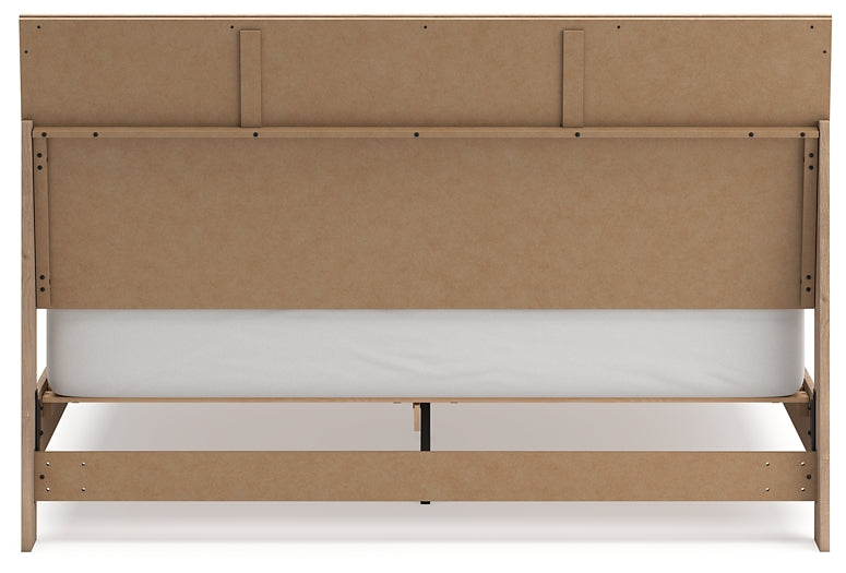 Cielden Panel Bed With Mirrored Dresser, Chest And 2 Nightstands