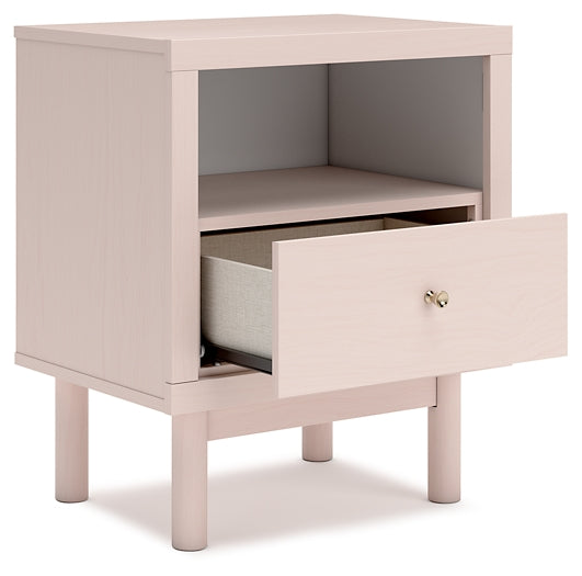 Wistenpine Upholstered Panel Bed With Mirrored Dresser And 2 Nightstands