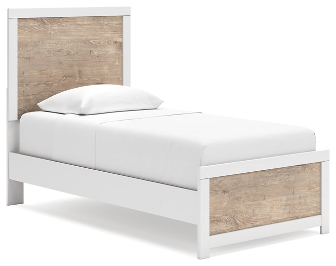 Charbitt Panel Bed With Mirrored Dresser And 2 Nightstands