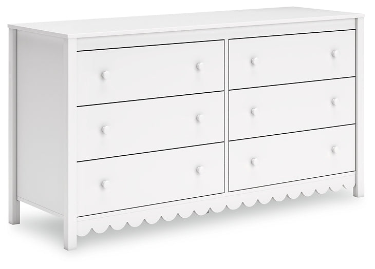 Hallityn Panel Headboard With Dresser And Nightstand