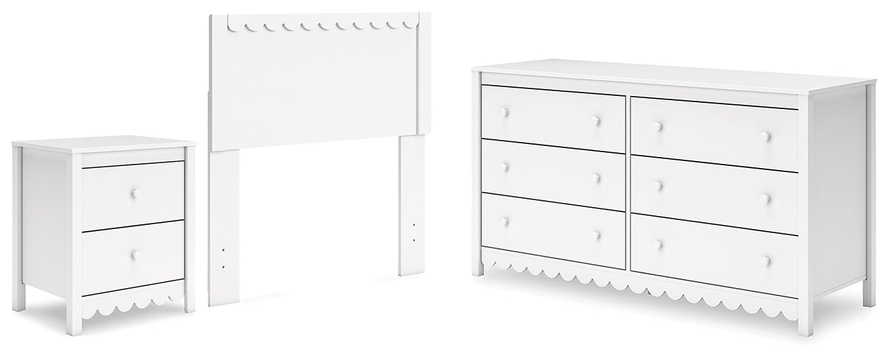 Hallityn Panel Headboard With Dresser And Nightstand