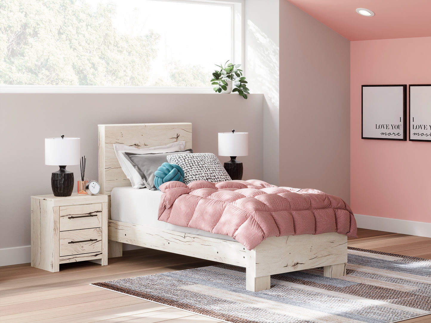 Lawroy Panel Bed With Mirrored Dresser