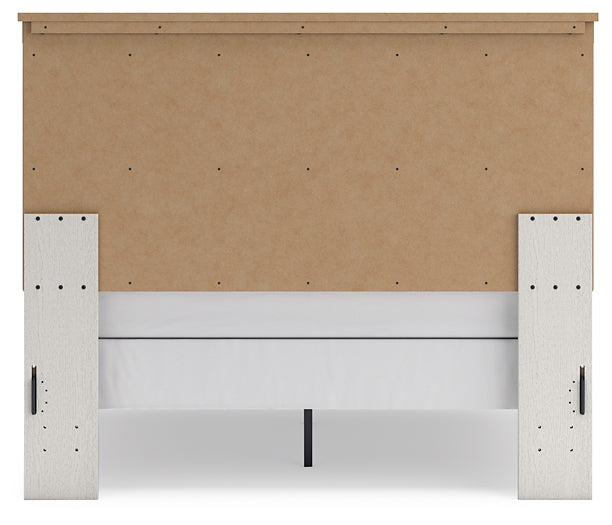 Linnocreek Panel Bed With Mirrored Dresser
